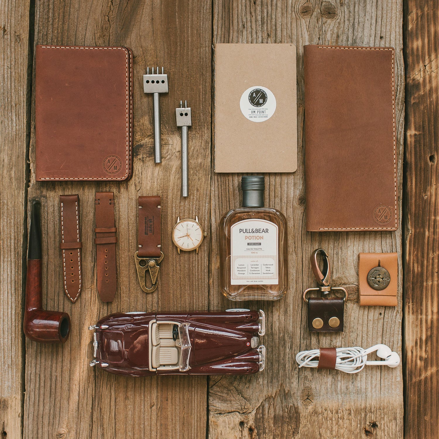 LEATHER ACCESSORIES